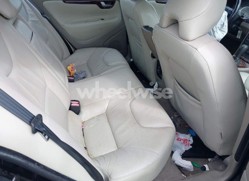 Photo 8 of 2008 Volvo S60 2.5T (VIN YV1RS592482685570)