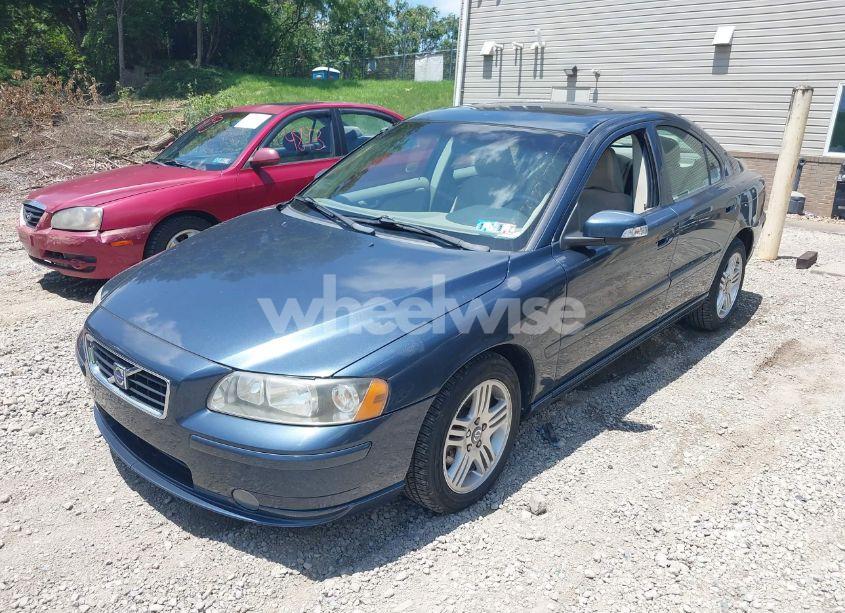 Photo 2 of 2008 Volvo S60 2.5T (VIN YV1RS592782701678)
