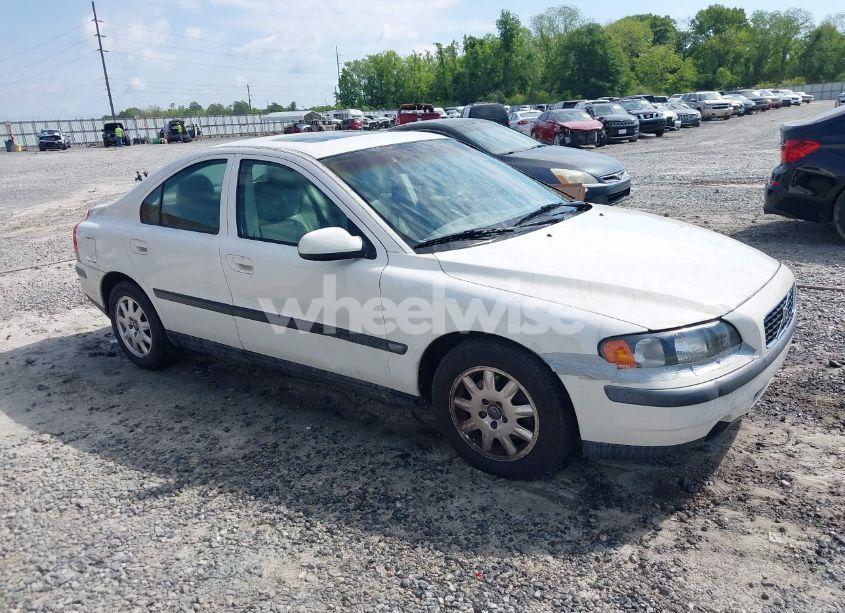 2002 Volvo S60 2.4 (VIN YV1RS61R822103797) main photo