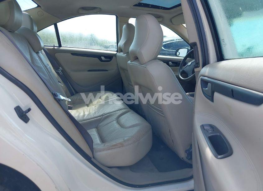 Photo 8 of 2002 Volvo S60 2.4 (VIN YV1RS61R822103797)