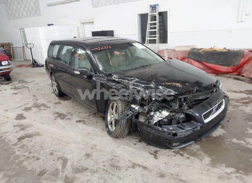 2007 Volvo V70 R (VIN YV1SJ527072648718) main photo