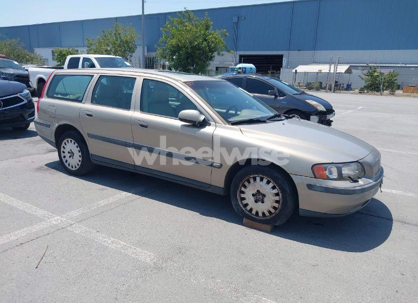 2001 Volvo V70 2.4T (VIN YV1SW58D911021608) main photo