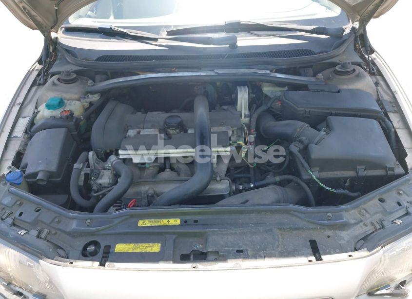 Photo 10 of 2001 Volvo V70 2.4T (VIN YV1SW58D911021608)