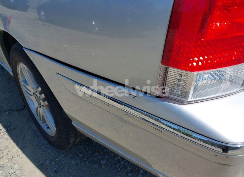 Photo 13 of 2006 Volvo V70 2.5T (VIN YV1SW592062557300)