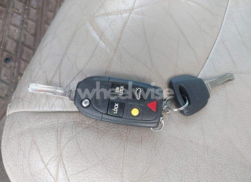 Photo 11 of 2006 Volvo V70 2.5T (VIN YV1SW592162556981)