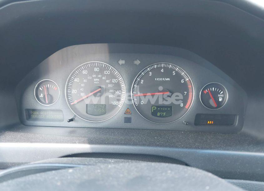 Photo 7 of 2005 Volvo V70 2.5T (VIN YV1SW592552509547)