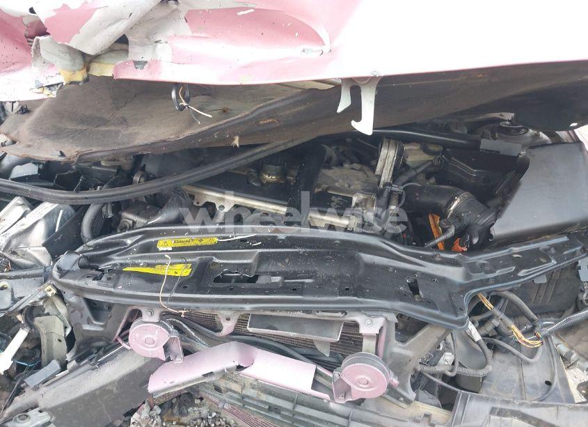 Photo 10 of 2005 Volvo V70 2.5T (VIN YV1SW592952511589)