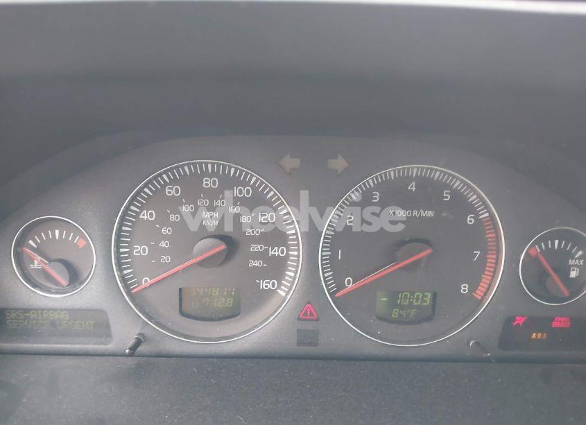 Photo 7 of 2005 Volvo V70 2.5T (VIN YV1SW592952511589)