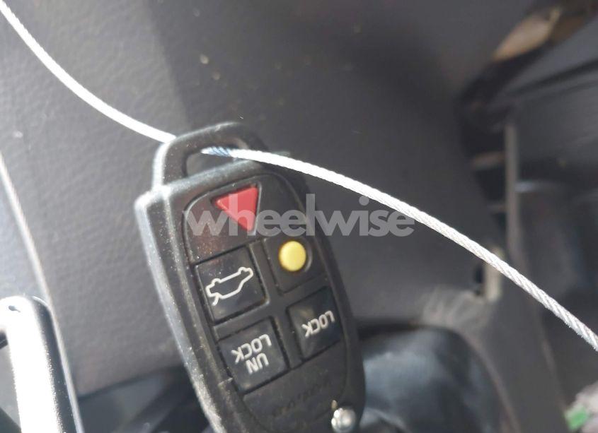 Photo 11 of 2007 Volvo V70 2.4 (VIN YV1SW612472626878)