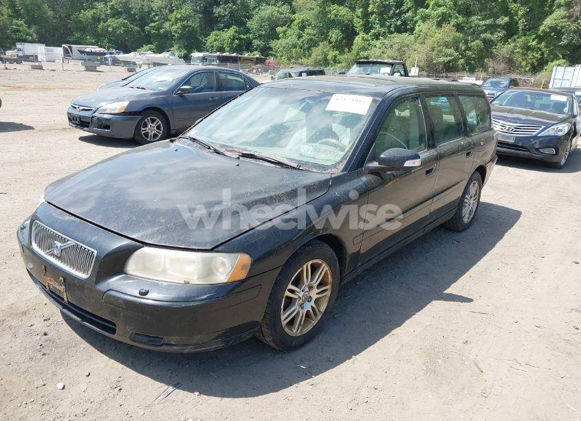 Photo 2 of 2007 Volvo V70 2.4 (VIN YV1SW612871654320)