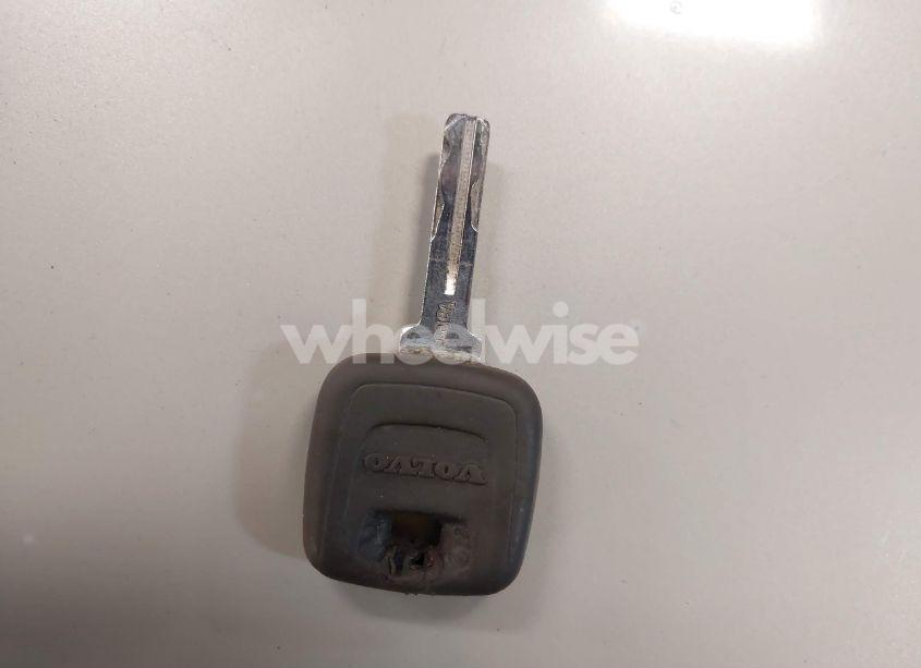 Photo 11 of 2001 Volvo V70 2.4 (VIN YV1SW61R611109527)