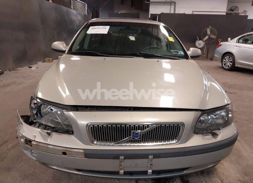 Photo 12 of 2001 Volvo V70 2.4 (VIN YV1SW61R611109527)