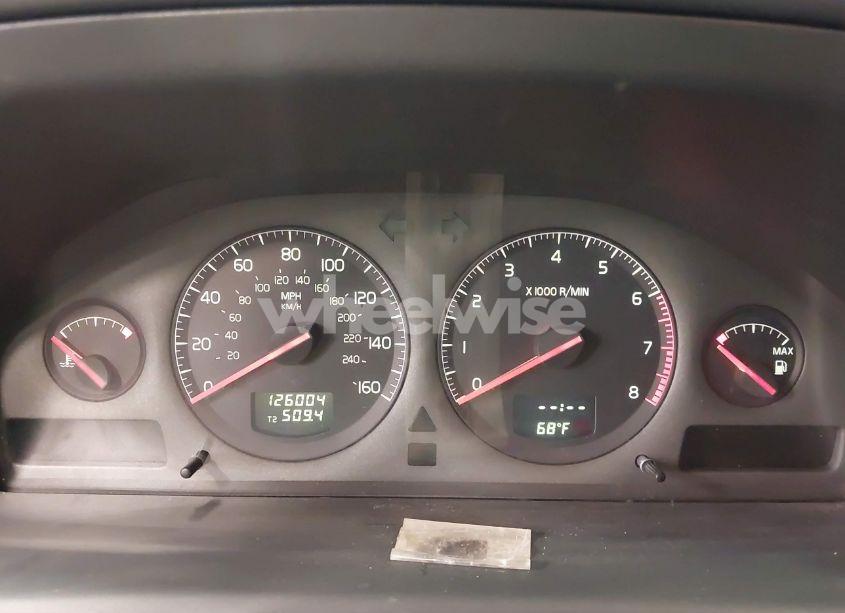 Photo 7 of 2001 Volvo V70 2.4 (VIN YV1SW61R611109527)