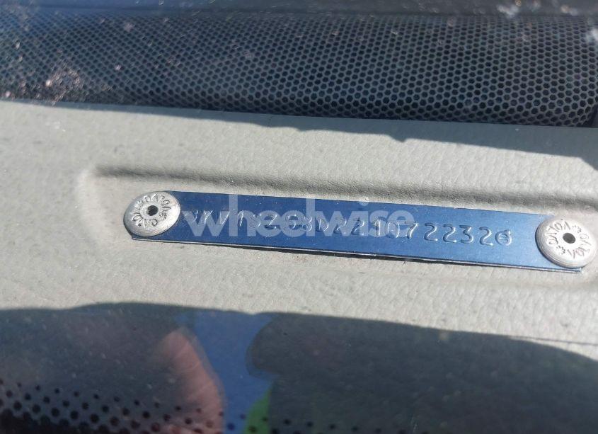 Photo 9 of 2002 Volvo V70 XC (VIN YV1SZ58D221072232)