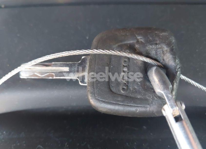 Photo 11 of 2001 Volvo V70 XC (VIN YV1SZ58DX11023987)