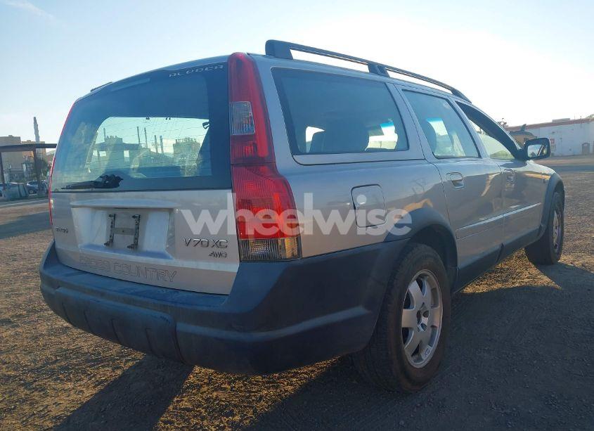 Photo 4 of 2001 Volvo V70 XC (VIN YV1SZ58DX11023987)