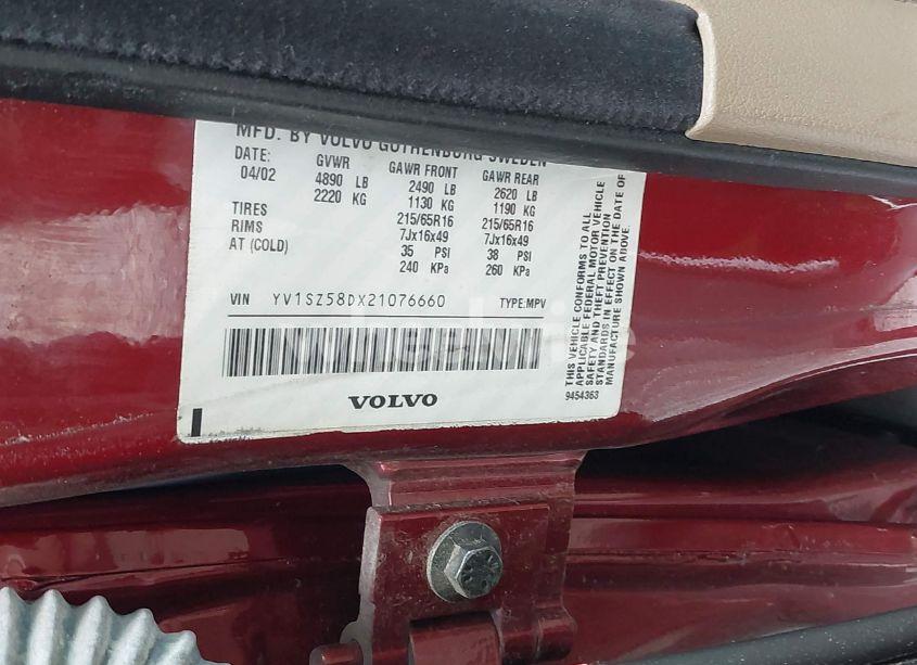 Photo 9 of 2002 Volvo V70 XC (VIN YV1SZ58DX21076660)