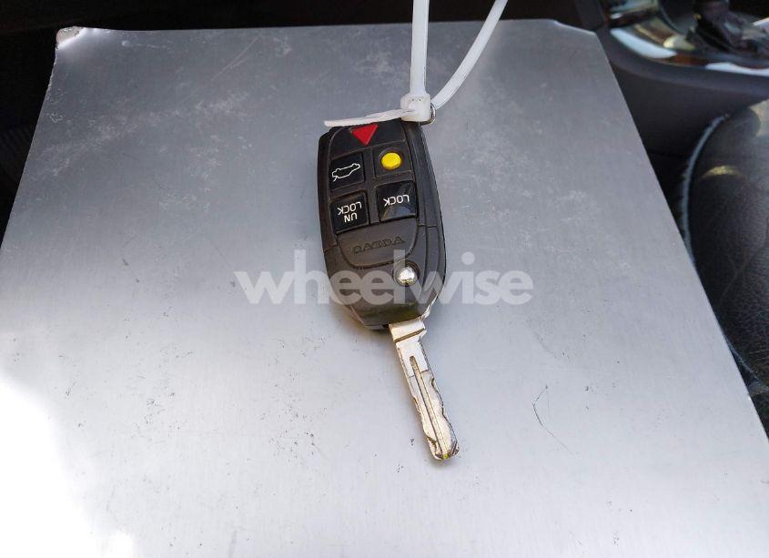 Photo 11 of 2005 Volvo Xc70 2.5T AWD (VIN YV1SZ592551176957)