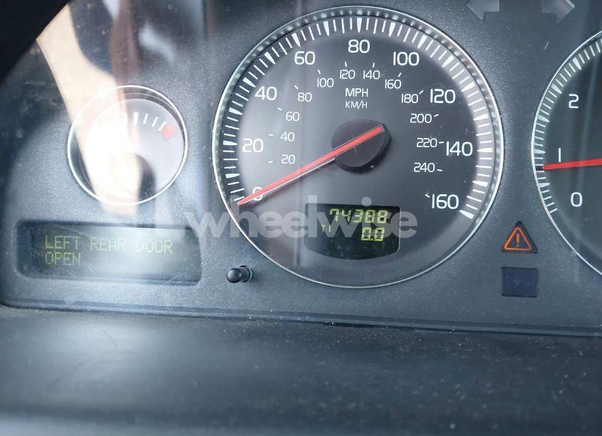 Photo 7 of 2005 Volvo Xc70 2.5T AWD (VIN YV1SZ592551176957)