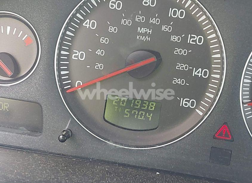 Photo 16 of 2005 Volvo Xc70 2.5T AWD (VIN YV1SZ592751180346)