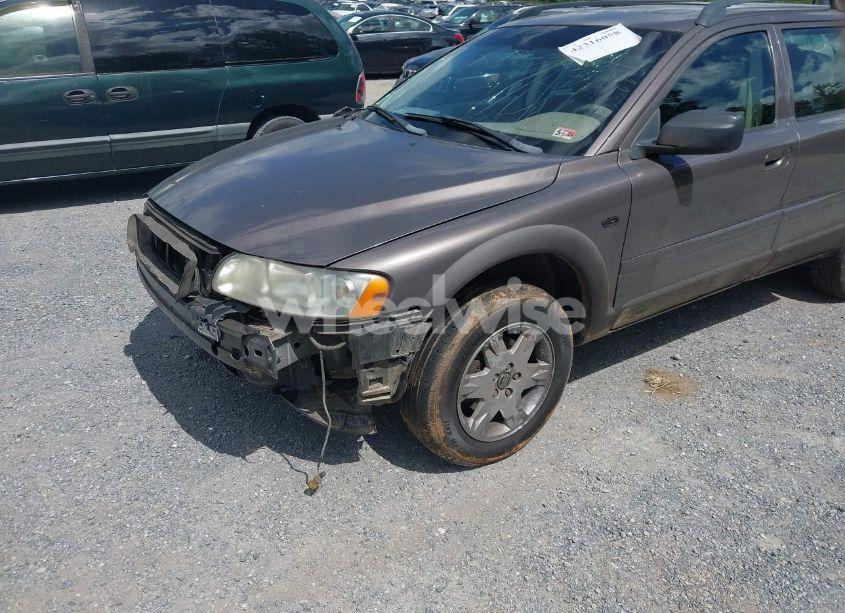 Photo 6 of 2005 Volvo Xc70 2.5T AWD (VIN YV1SZ592751180346)