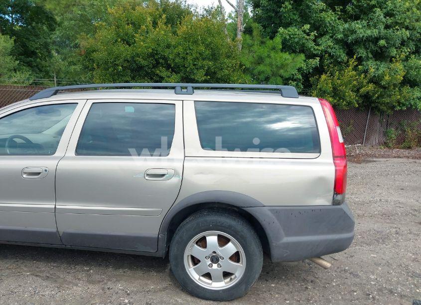 Photo 6 of 2003 Volvo Xc70 2.5T (VIN YV1SZ59H031113721)