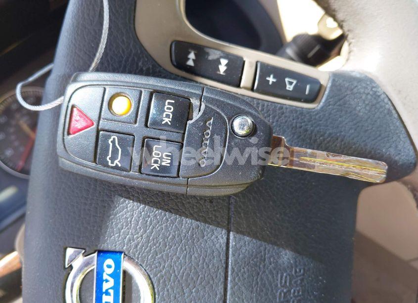 Photo 11 of 2004 Volvo S80 2.5T (VIN YV1TS59H741372040)