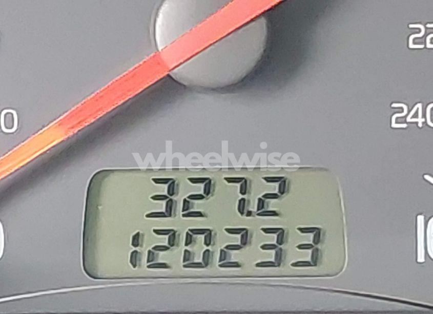 Photo 13 of 2000 Volvo V40 (VIN YV1VW2556YS443728)