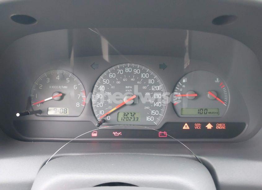 Photo 7 of 2000 Volvo V40 (VIN YV1VW2556YS443728)