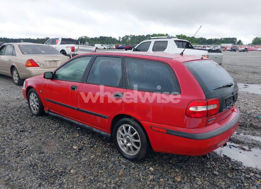 Photo 3 of 2001 Volvo V40 A/SPORT EDITION (VIN YV1VW295X1F632284)