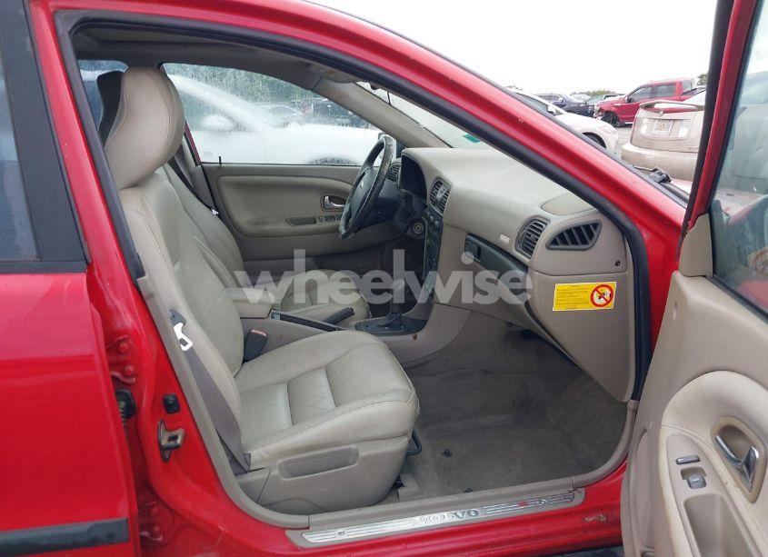 Photo 5 of 2001 Volvo V40 A/SPORT EDITION (VIN YV1VW295X1F632284)