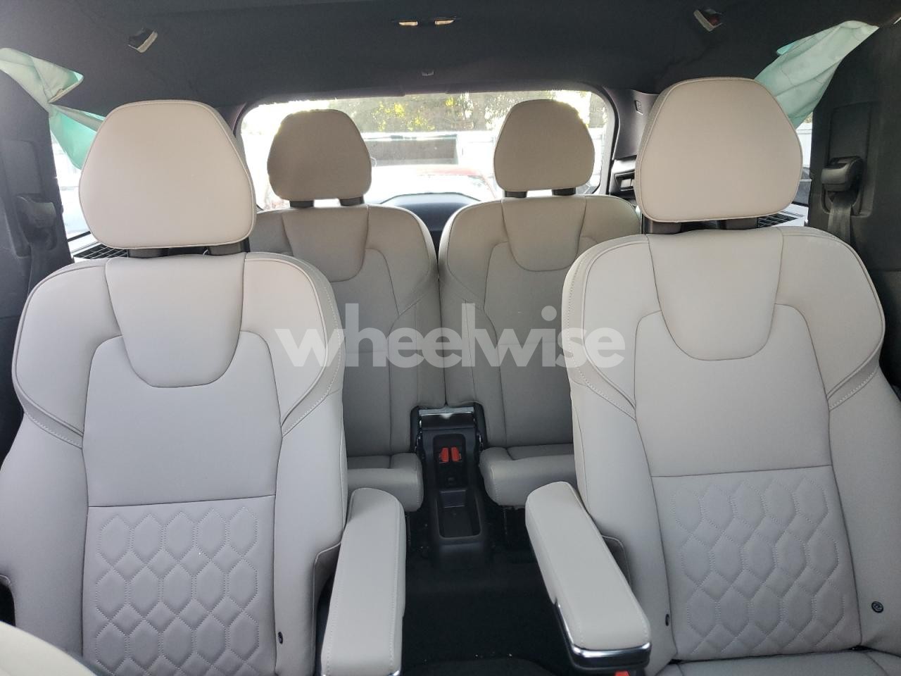 Photo 10 of 2025 VOLVO XC90 PLUS (VIN YV4062JB7S1380863)