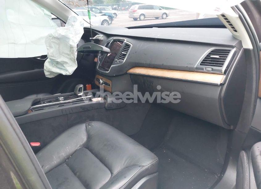 Photo 5 of 2023 Volvo Xc90 B6 CORE (VIN YV4062PK2P1941050)