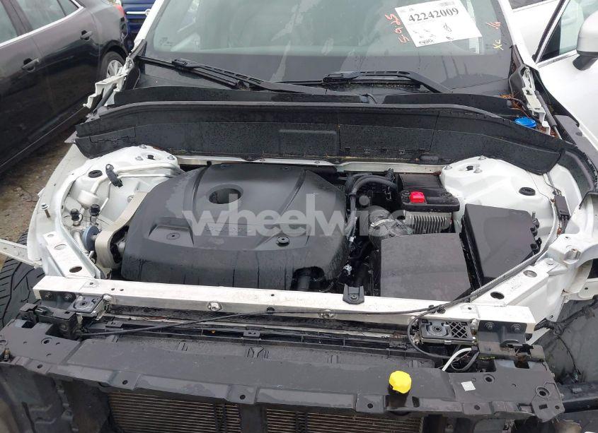 Photo 10 of 2019 Volvo Xc90 T5 R-DESIGN (VIN YV4102CM5K1492534)