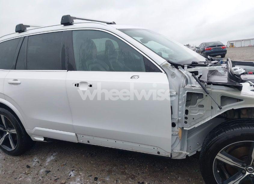 Photo 14 of 2019 Volvo Xc90 T5 R-DESIGN (VIN YV4102CM5K1492534)