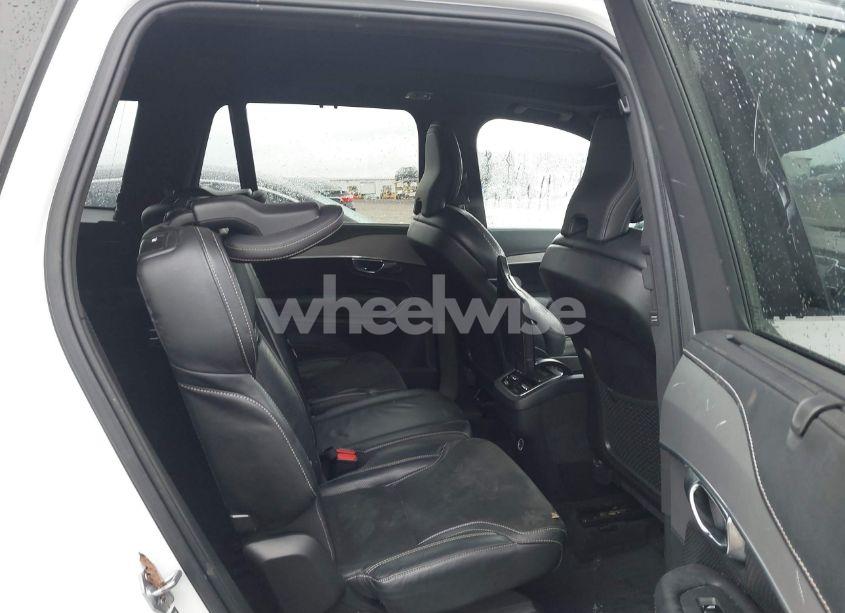 Photo 8 of 2019 Volvo Xc90 T5 R-DESIGN (VIN YV4102CM5K1492534)
