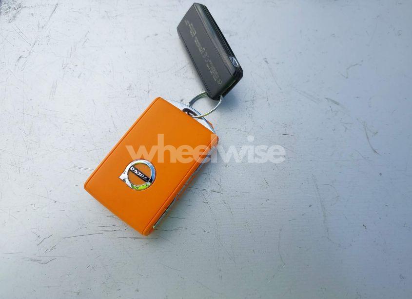 Photo 11 of 2021 Volvo Xc60 T5 MOMENTUM (VIN YV4102DK2M1715161)