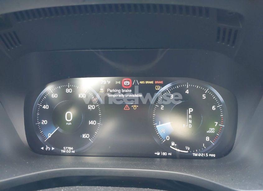 Photo 7 of 2021 Volvo Xc60 T5 MOMENTUM (VIN YV4102DK2M1715161)