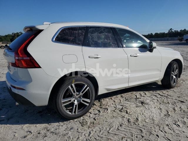 Photo 3 of 2021 VOLVO XC60 T5 MOMENTUM N/A (VIN YV4102DK4M1783395)