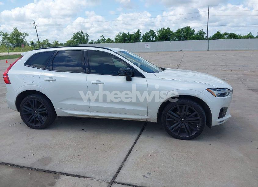 Photo 13 of 2020 Volvo Xc60 T5 R-DESIGN (VIN YV4102DM6L1517568)