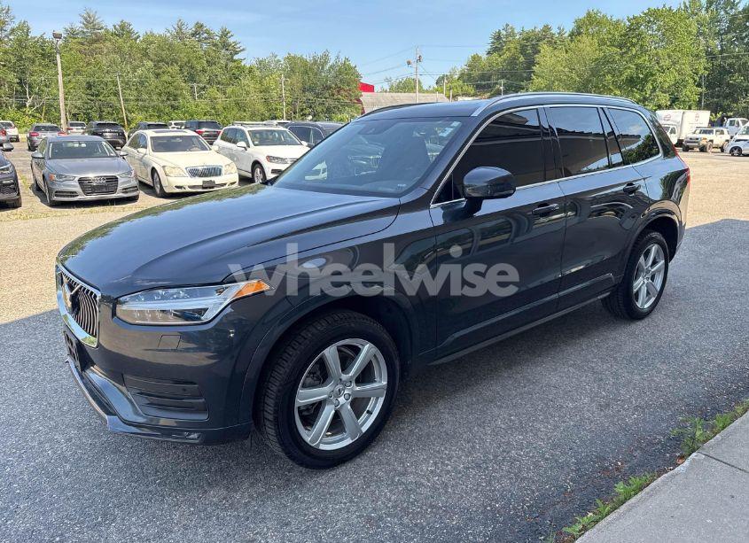 Photo 2 of 2021 Volvo Xc90 T5 MOMENTUM (VIN YV4102PK2M1742209)