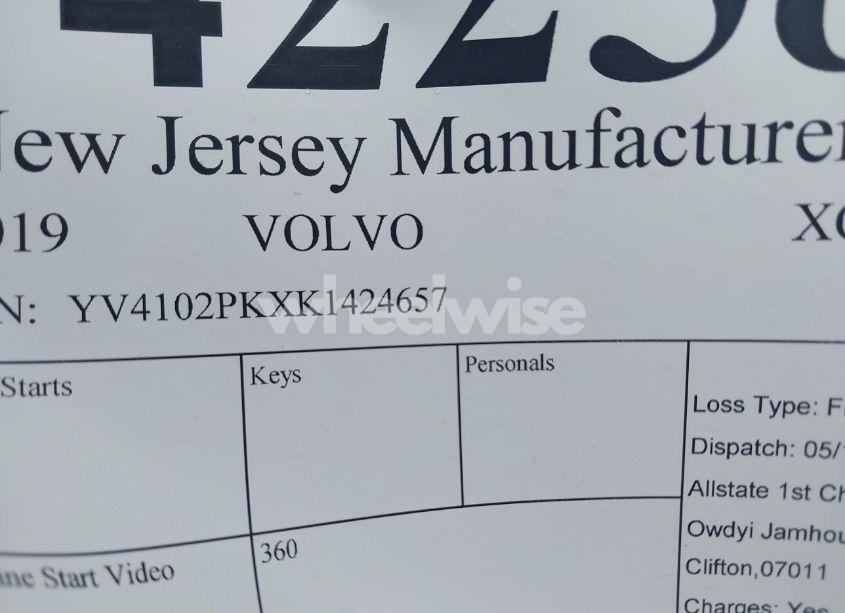 Photo 9 of 2019 Volvo Xc90 T5 MOMENTUM (VIN YV4102PKXK1424657)