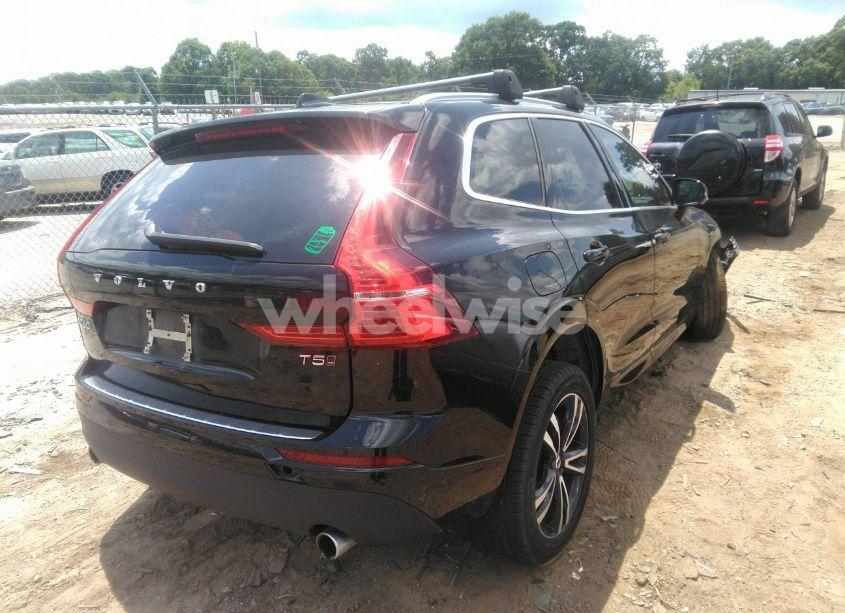 Photo 4 of 2021 Volvo Xc60 T5 MOMENTUM (VIN YV4102RK7M1881622)