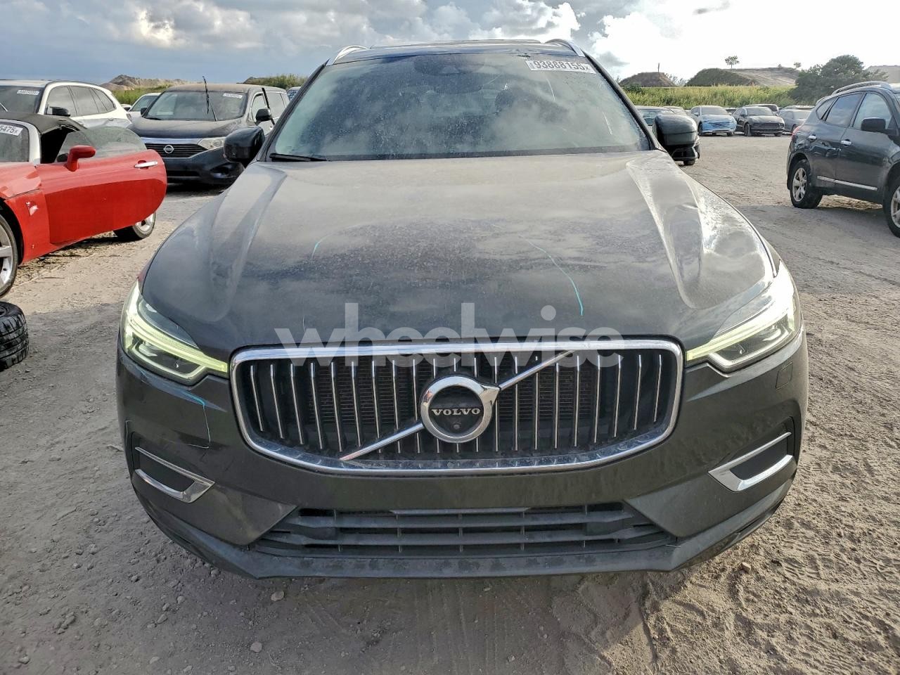 Photo 5 of 2018 VOLVO XC60 T5 INSCRIPTION (VIN YV4102RL2J1005027)