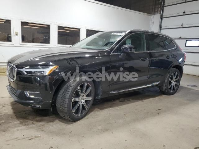 Photo 2 of 2018 VOLVO XC60 T5 INSCRIPTION (VIN YV4102RL8J1096241)