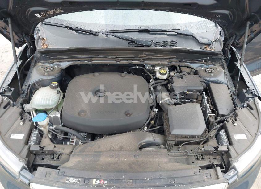 Photo 10 of 2021 Volvo Xc40 T5 MOMENTUM (VIN YV4162UK0M2469977)