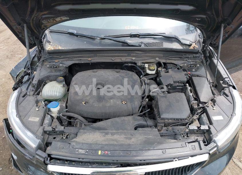 Photo 10 of 2019 Volvo Xc40 T5 MOMENTUM (VIN YV4162UK1K2052266)