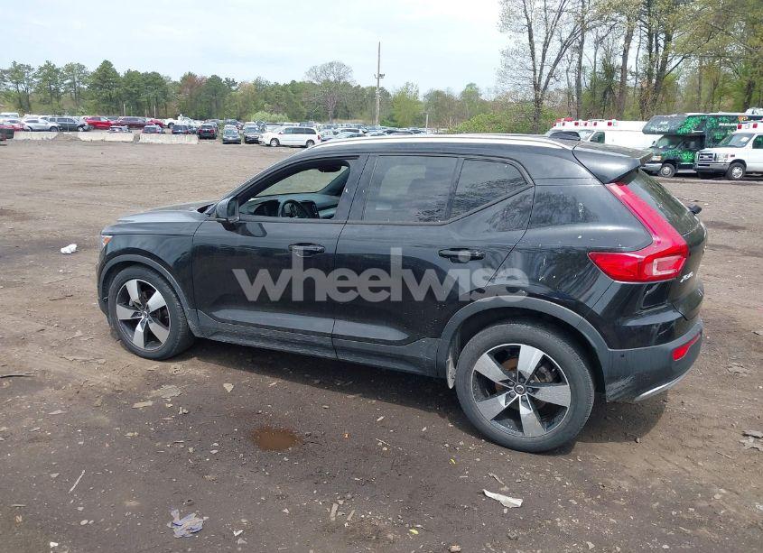 Photo 14 of 2019 Volvo Xc40 T5 MOMENTUM (VIN YV4162UK1K2052266)