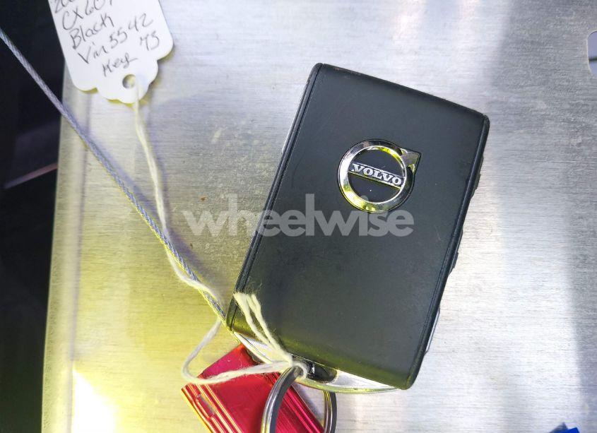 Photo 11 of 2021 Volvo Xc40 T5 MOMENTUM (VIN YV4162UK3M2415542)