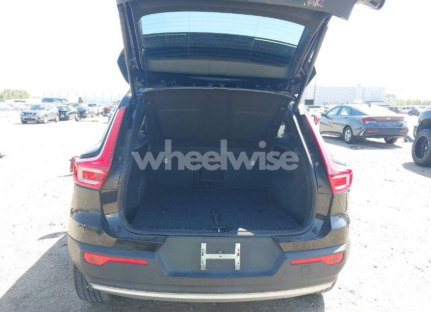 Photo 17 of 2021 Volvo Xc40 T5 MOMENTUM (VIN YV4162UK3M2415542)